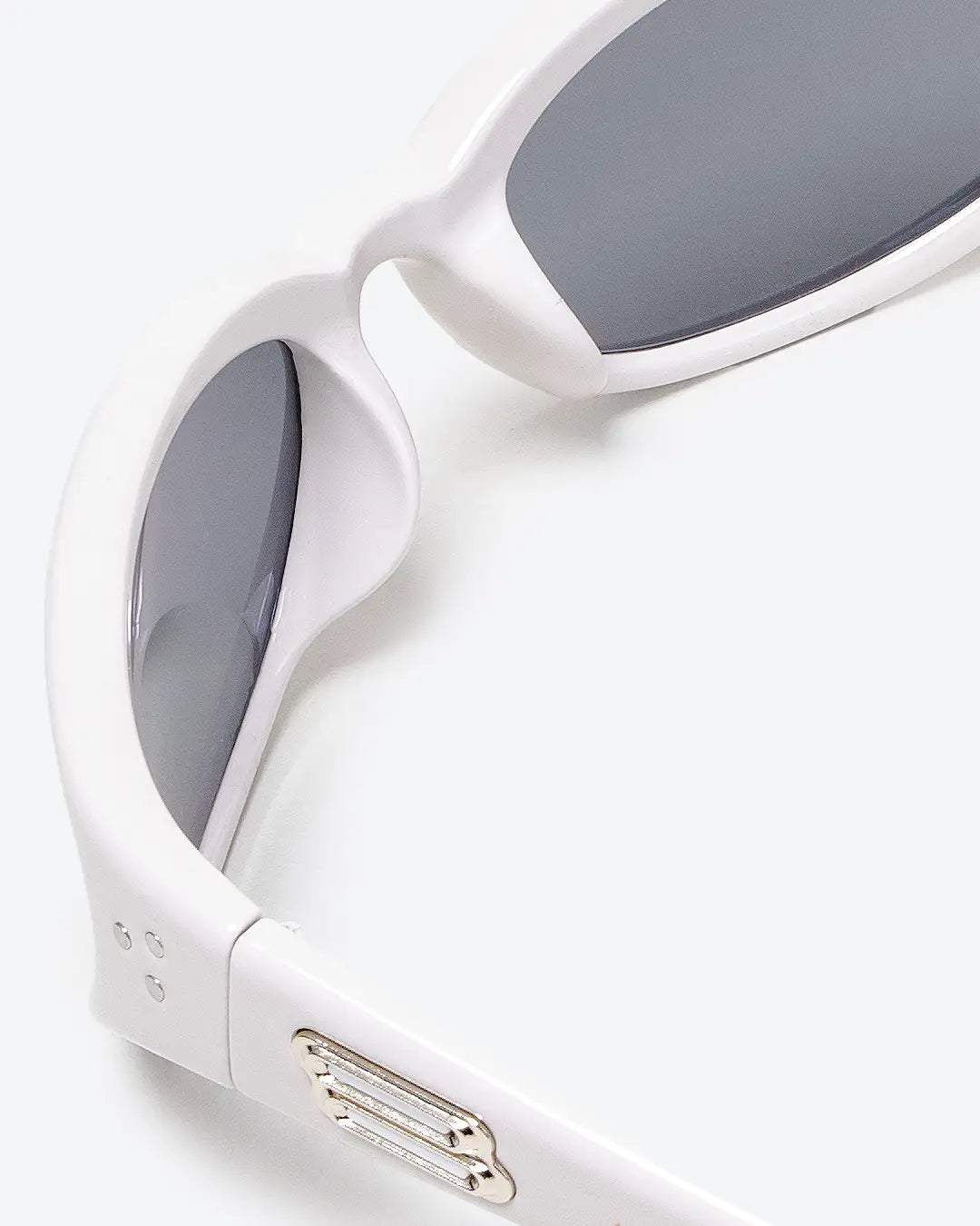 EDAT - Black Lenses, White Frame