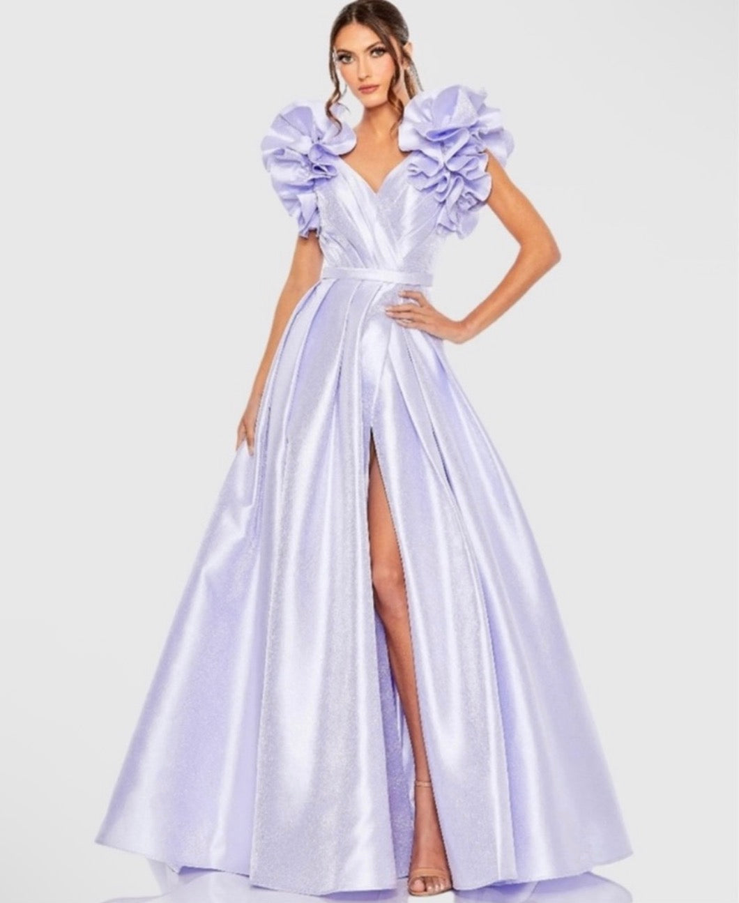 Mac Duggal Ruffle Flutter Sleeve 20522 Periwinkle Dress
Gown Sz 2 $698