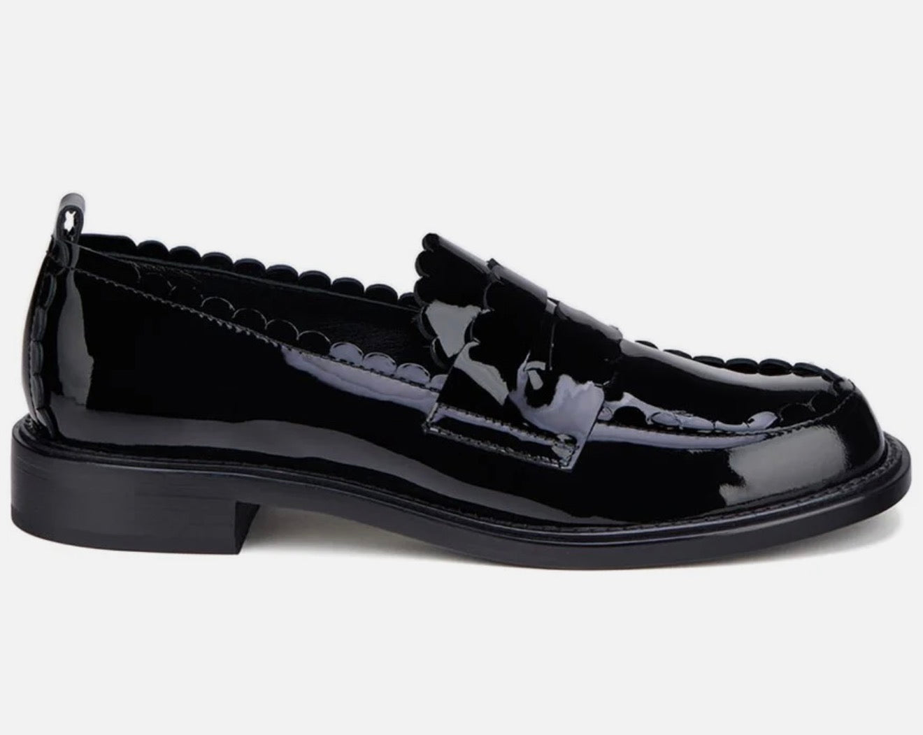 AGL Janise Patent Leather Moccasin Black Scalloped Edge Penny Loafer Sz 36 US 6 $555