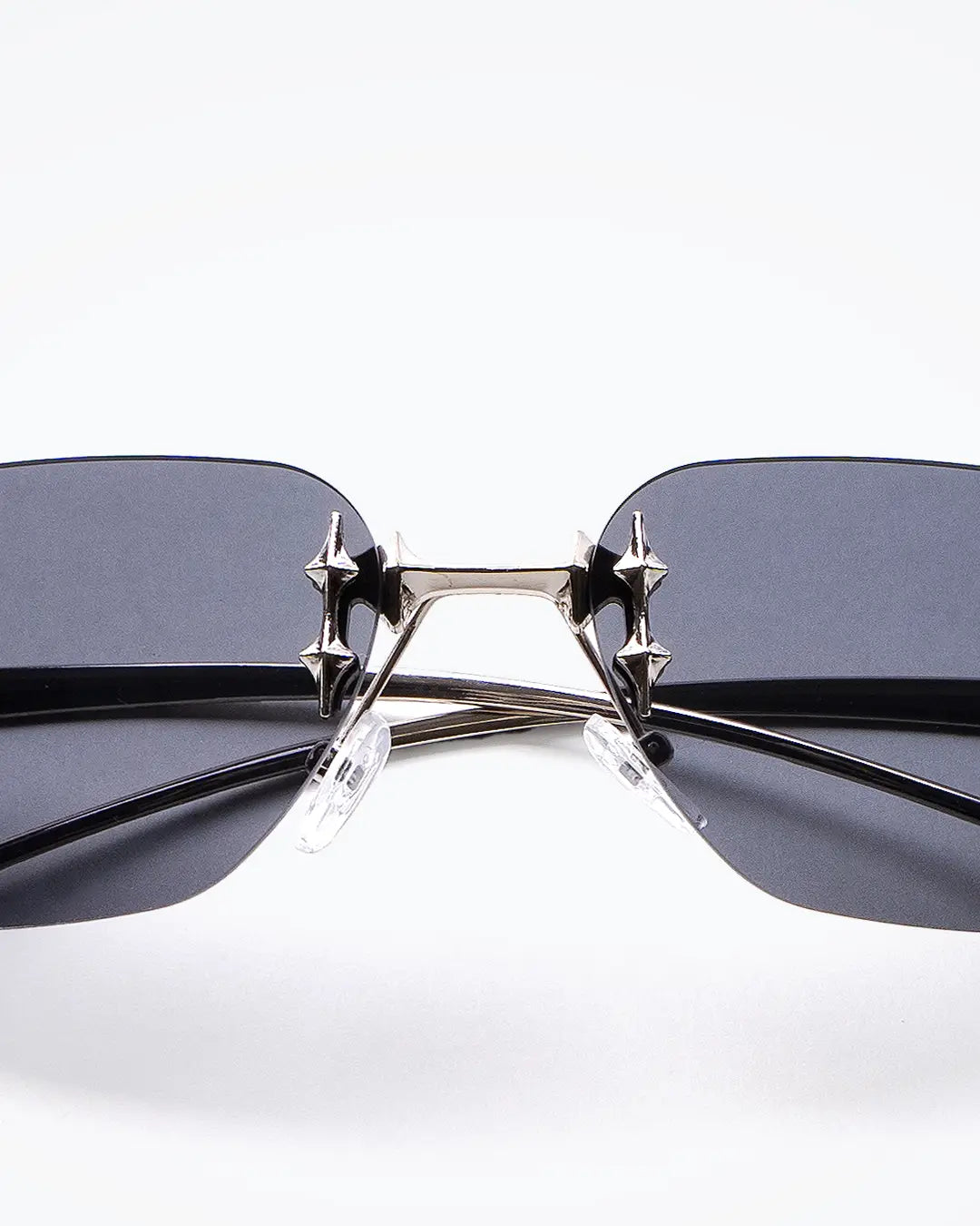 GRACE - Black Lenses, Chrome Frame