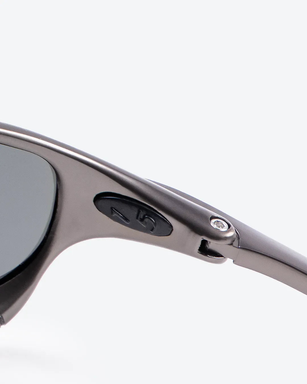 PHANTOM - Silver Mirrored Polarized Lenses, Carbon Frame