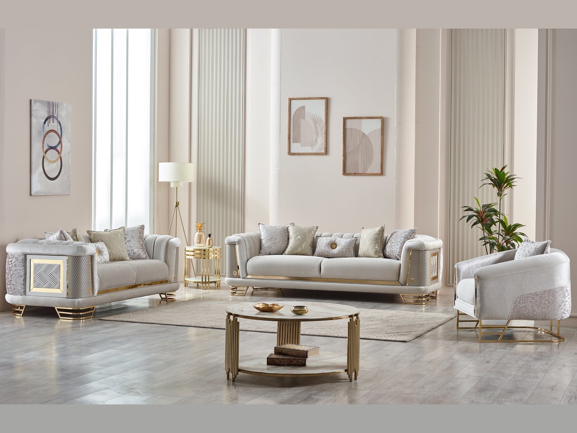 Romans  Loveseat